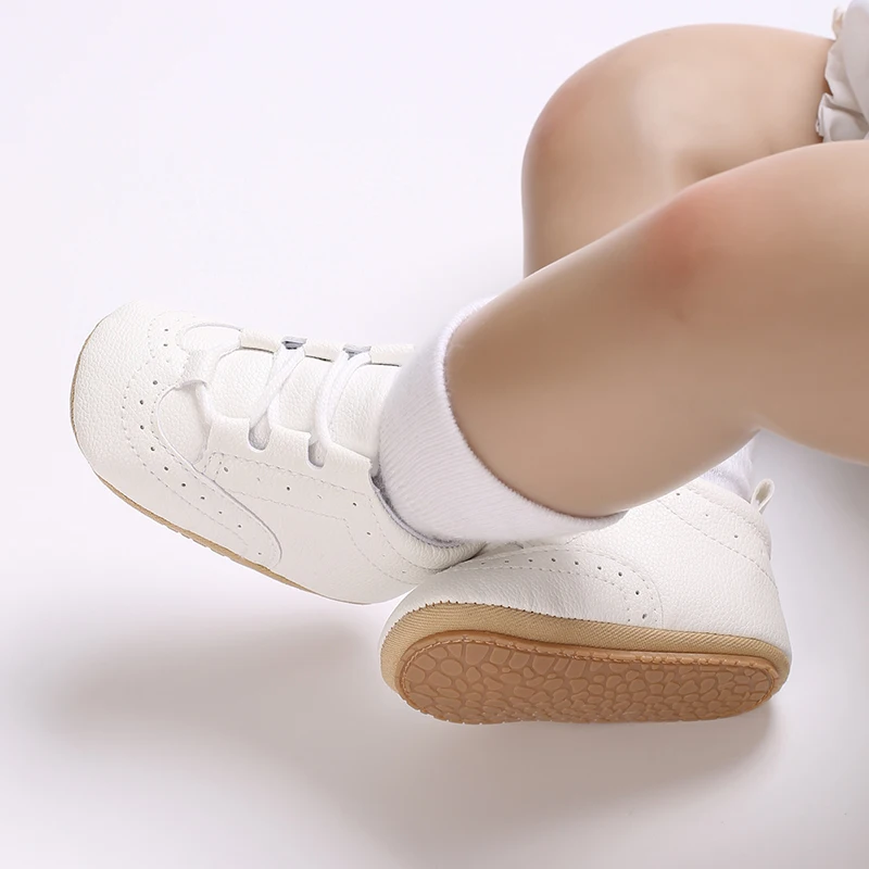 0-18M Neugeborene Baby Jungen Mokassinschuhe Mode Casual Sport Weiß Taufschuhe Weiche Sohle Erste-Schritt-Schuhe – Detail 4
