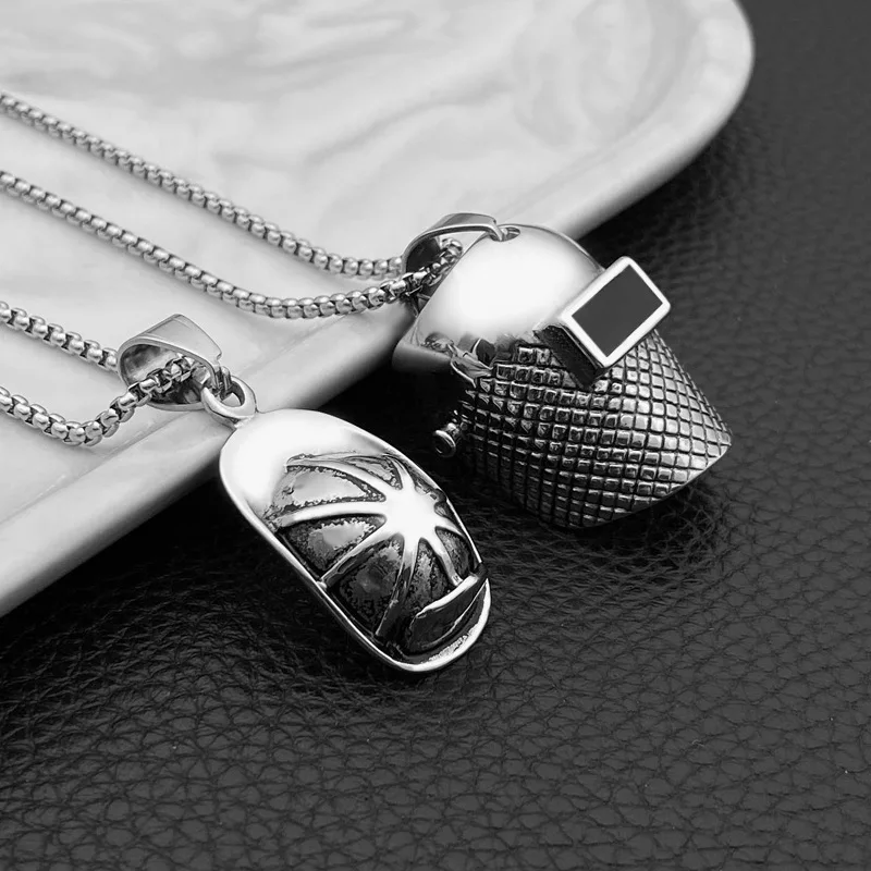 Men Spartan Warrior Helmet Hat Stainless Steel Necklace Stainless Steel Mask Soldier Pendant Necklace Party Gifts