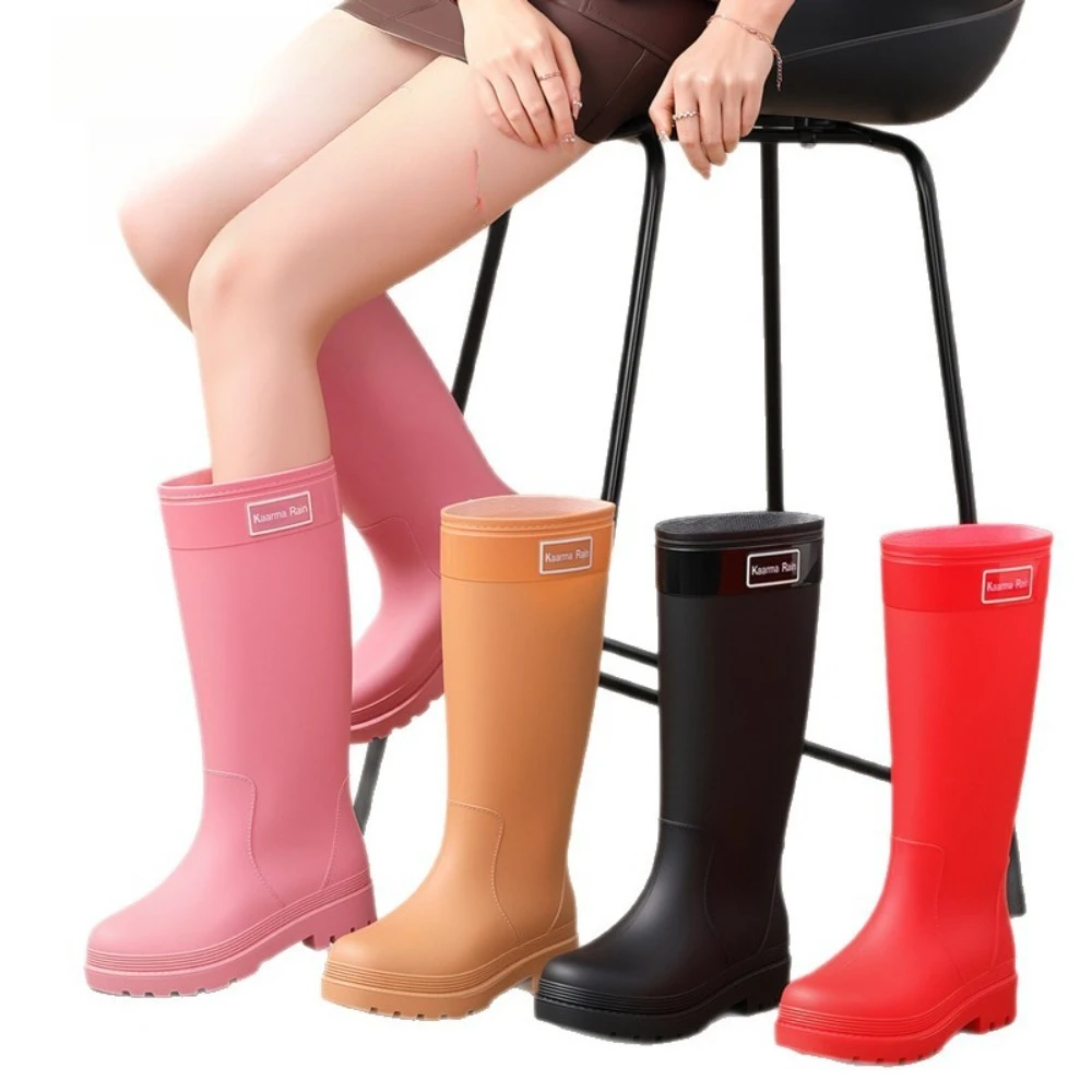 Damen Hohe Regenstiefel mit Absatzerhöhung Schlank Machend Rutschfest Wasserdicht Outdoor Mittelsohle Gummischuhe Wasserschuhe