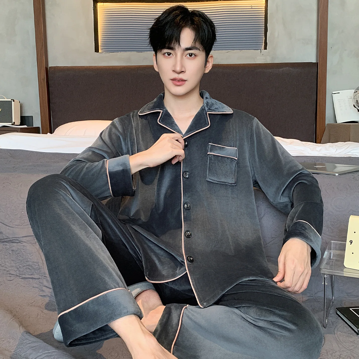 Sleepwear Men's pajamas Island fleece 2025 new autumn and winter solid color loungewear set fleece thickened large size 100kg