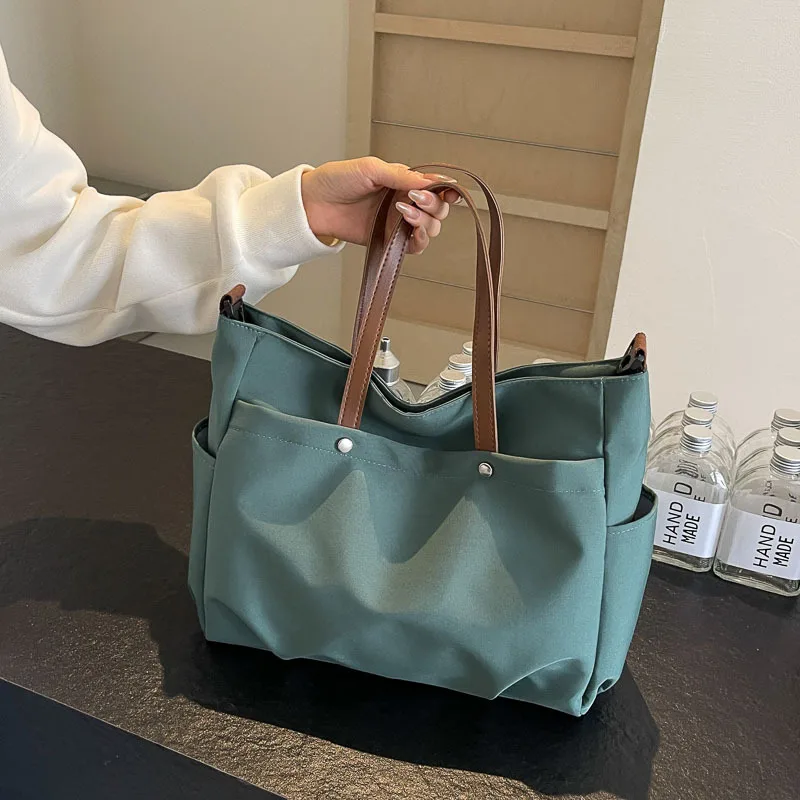 

Canvas Women's Shoulder Bag Handbag Commuter Bag for Work Travel Versatile Functional Design Ideal For Daily Use Tote Bag