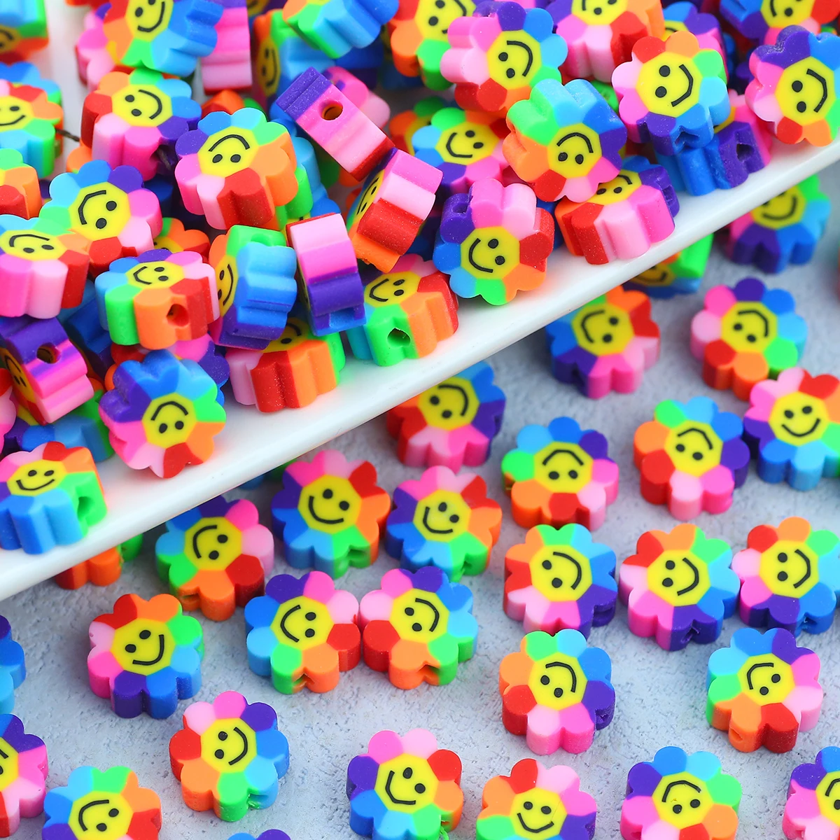 9 mm bunte Sonnenblumen Polymer Clay Smile Spacer lose Perlen für Schmuckherstellung DIY Armbänder Ohrringe Telefonketten Zubehör