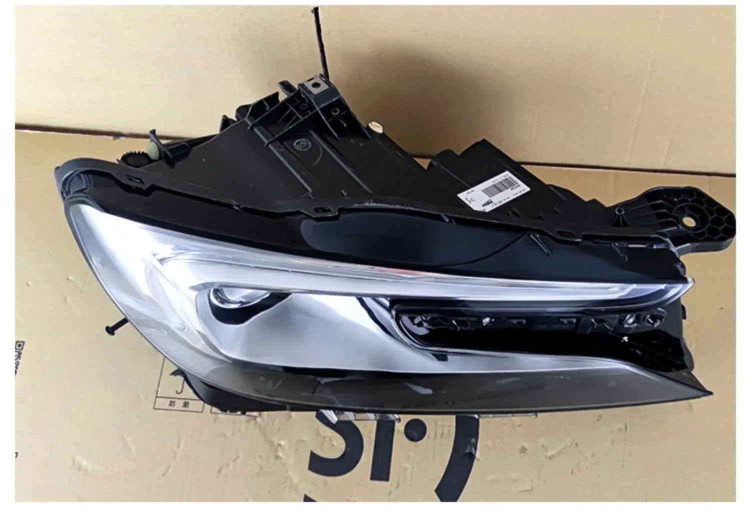 Picture 3: Front Headlight for Citroen DS4 DS5LS DS6 14-18 Headlamp LED DRL Daytime Running Light Turn signal