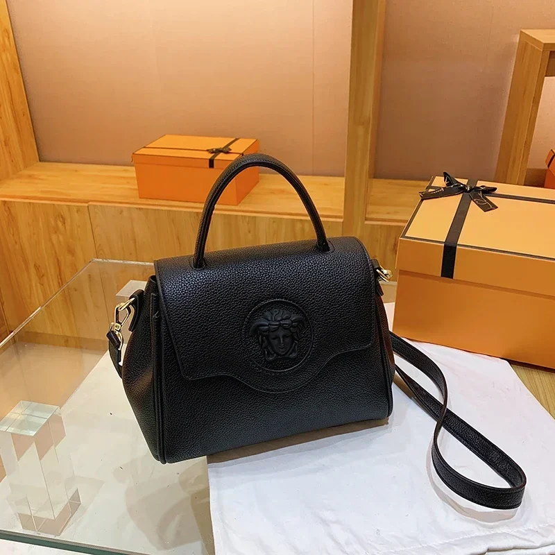 2025 럭셔리 고급 가죽 메신저 백 크로스바디 백 여성용 빈티지 스타일 대용량 솔리드 컬러