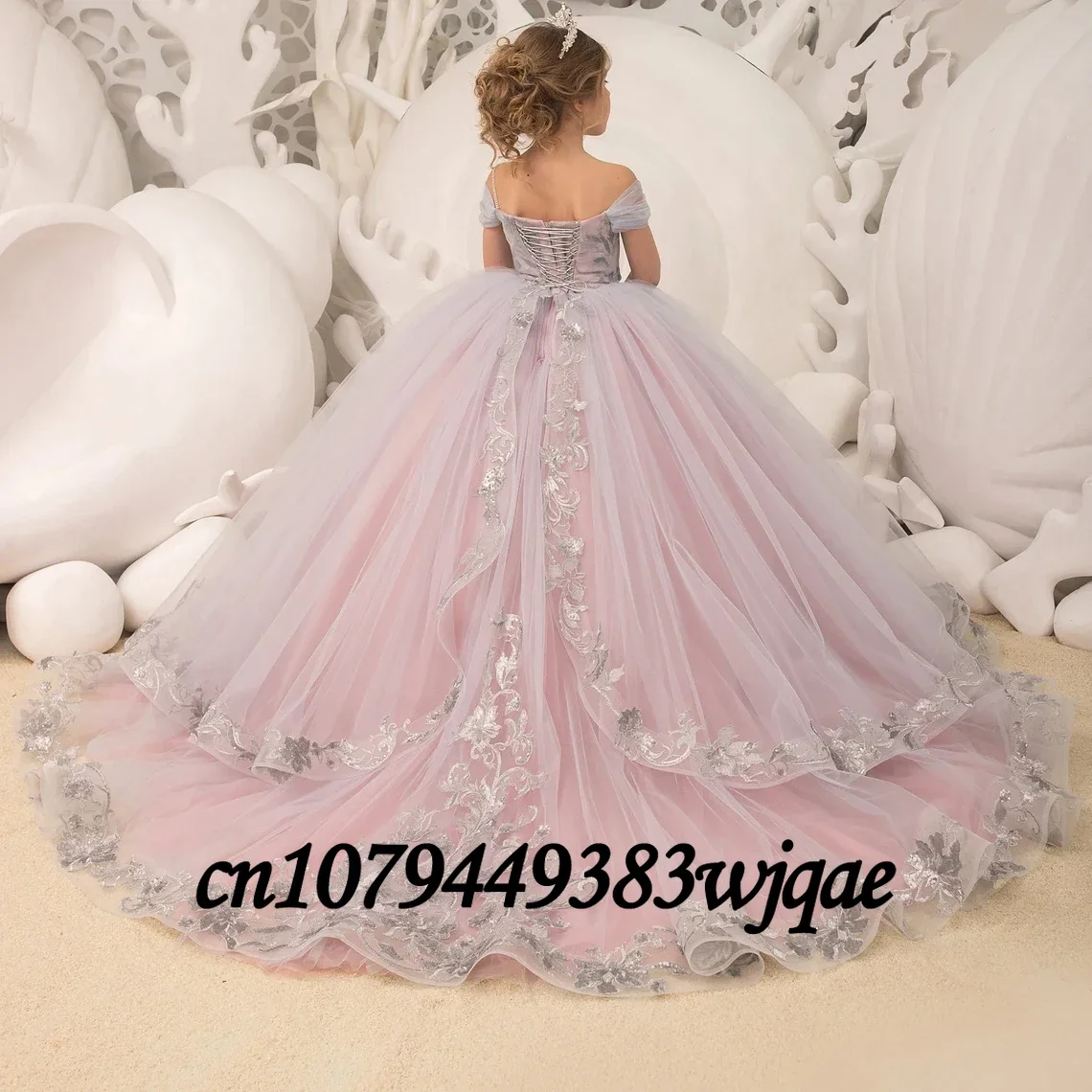 

Flower Girl Dresses Elegance Off The Shoulder Fluffy Applique Ruffles Children Kids Baby Girl for Wedding Birthday Party Holiday