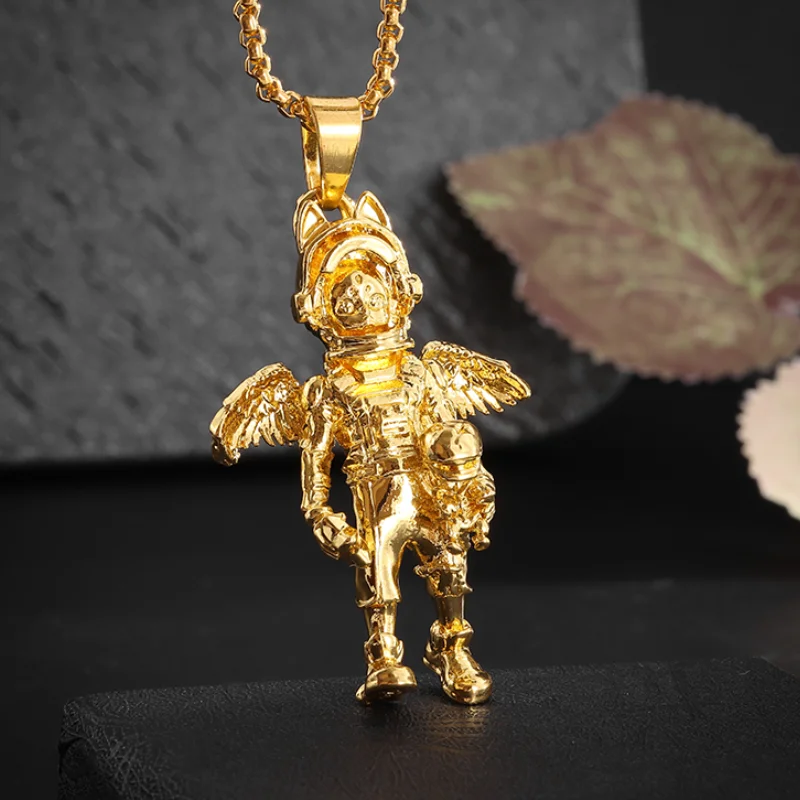 Fashionable Luxury Creative Design Golden Angel Wings Angel Astronaut Cool Personalized Pendant Necklace Men Women Jewelry Gifts