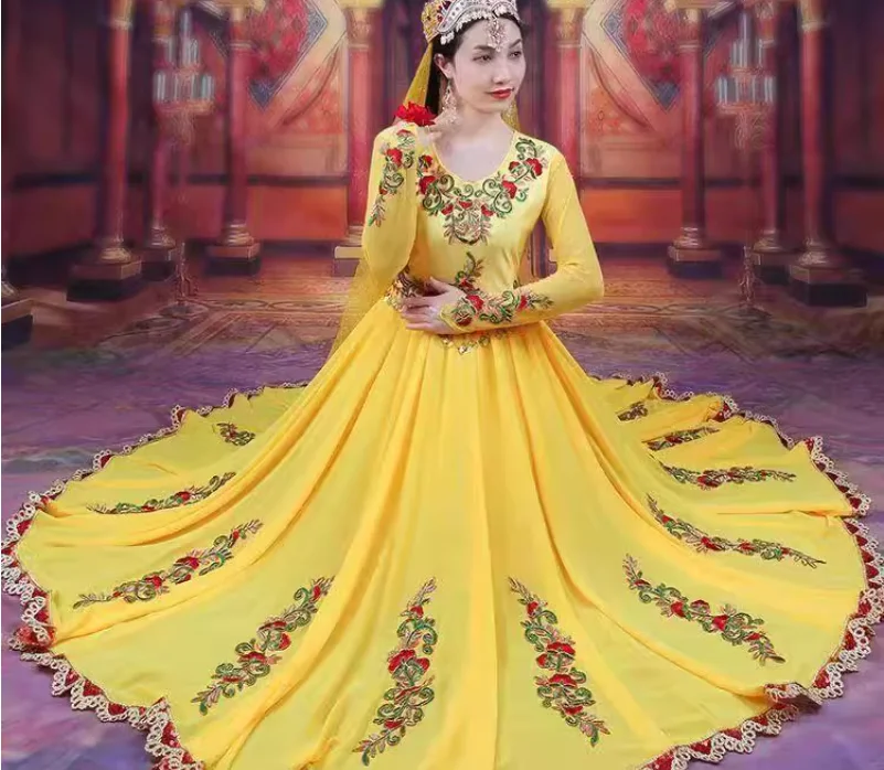 Abbigliamento per spettacoli di danza dello Xinjiang Abito uigura per spettacoli teatrali ad alto ordine da donna