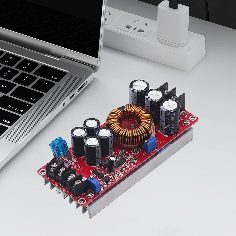 

Мощный повышающий преобразователь постоянного тока 1200 Вт, 20 А, повышающий модуль, вход 10-60 В, выход 12-83 В, регулируемый источник питания