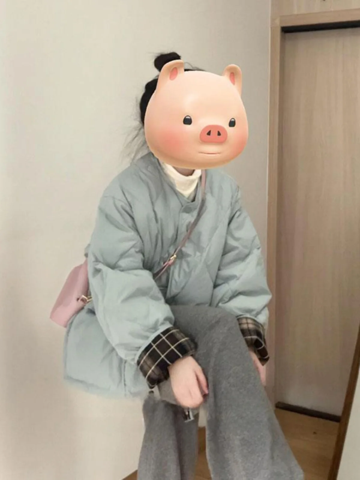 

Уникальное стеганое пуховое пальто в клетку для женщин, новая модель, маленький размер, теплая верхняя одежда, хлопковое пуховое пальто для женщин