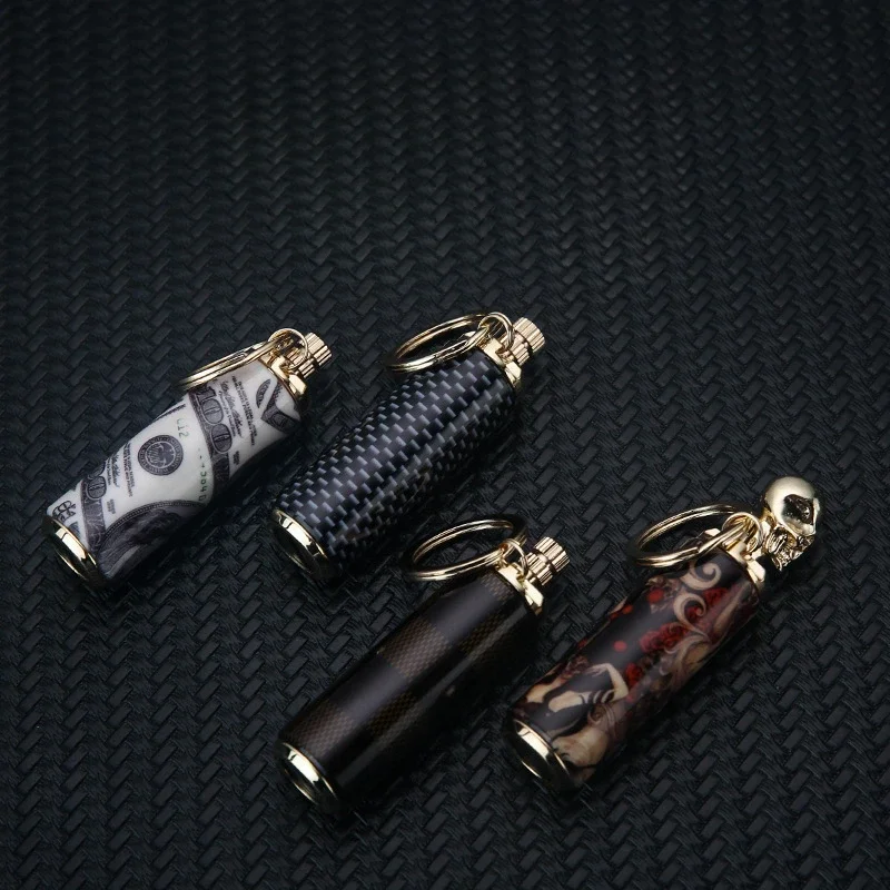 Outdoor Portable Kerosene Lighter, Friction Ignition, with Keychain, Exquisite, Creative and Fashionable Cigarette Lighter