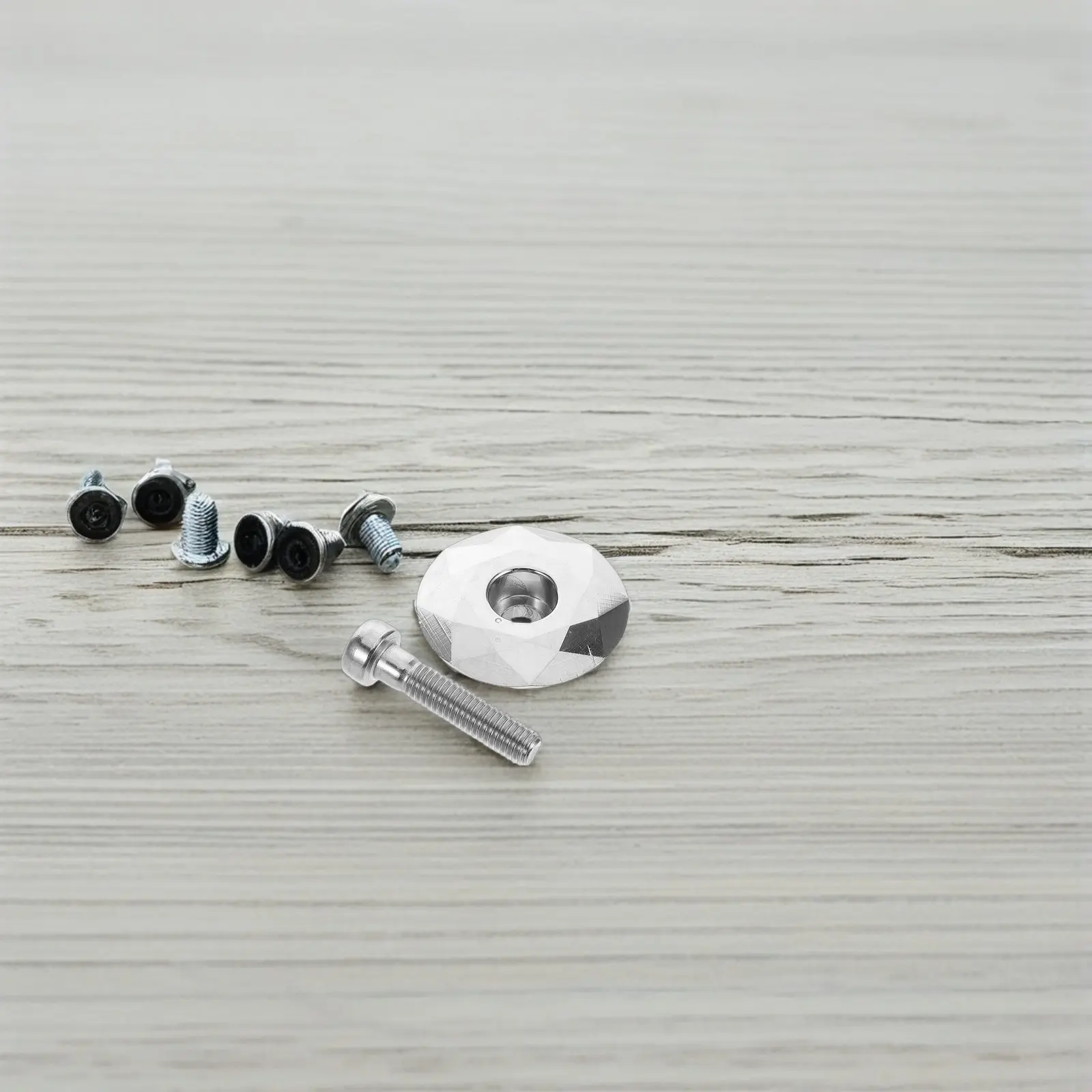 

Bicycle Headset Top Cap Replacement Aluminum Alloy Stem Cover with Screw for Dust Moisture Resistance