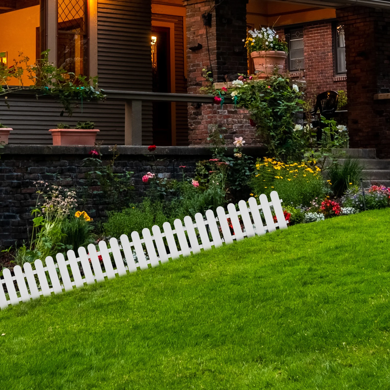 10 Pcs Plastic Fence Retro Panel Picket Garden Border Lattice DIY Prop Fencing Eco-friendly Courtyard