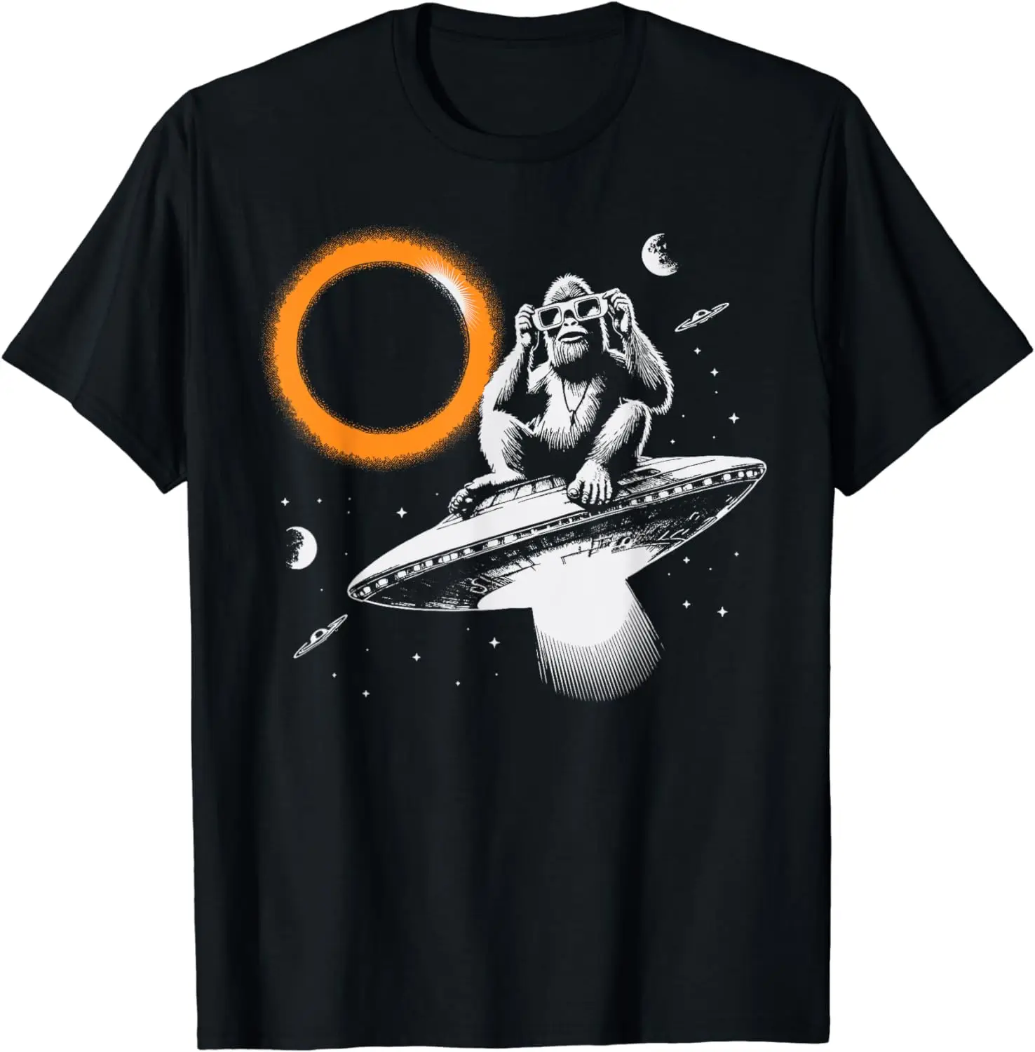 

Total Solar Eclipse April 8th 2024 Funny Monkey UFO T-Shirt