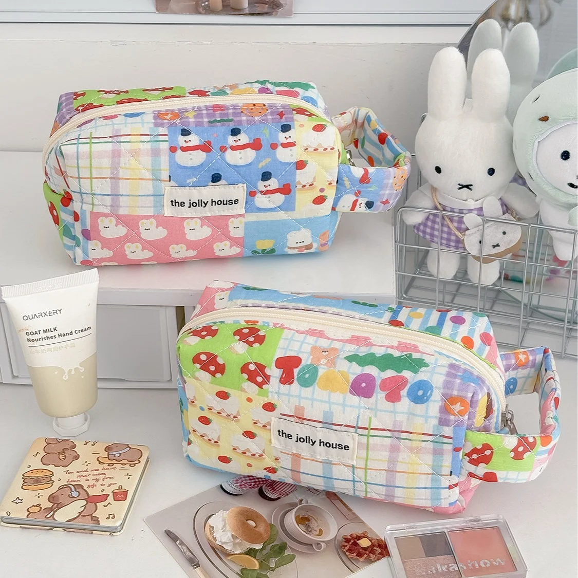 Cute cartoon print student portable stationery storage bag, color-blocked cake octagonal bag, high aesthetic value