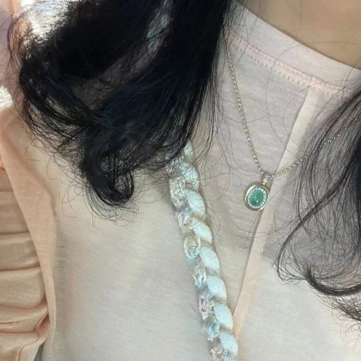 Retro oval egg shaped translucent natural chalcedony light green necklace for women collarbone chain exquisite pendant jewelry