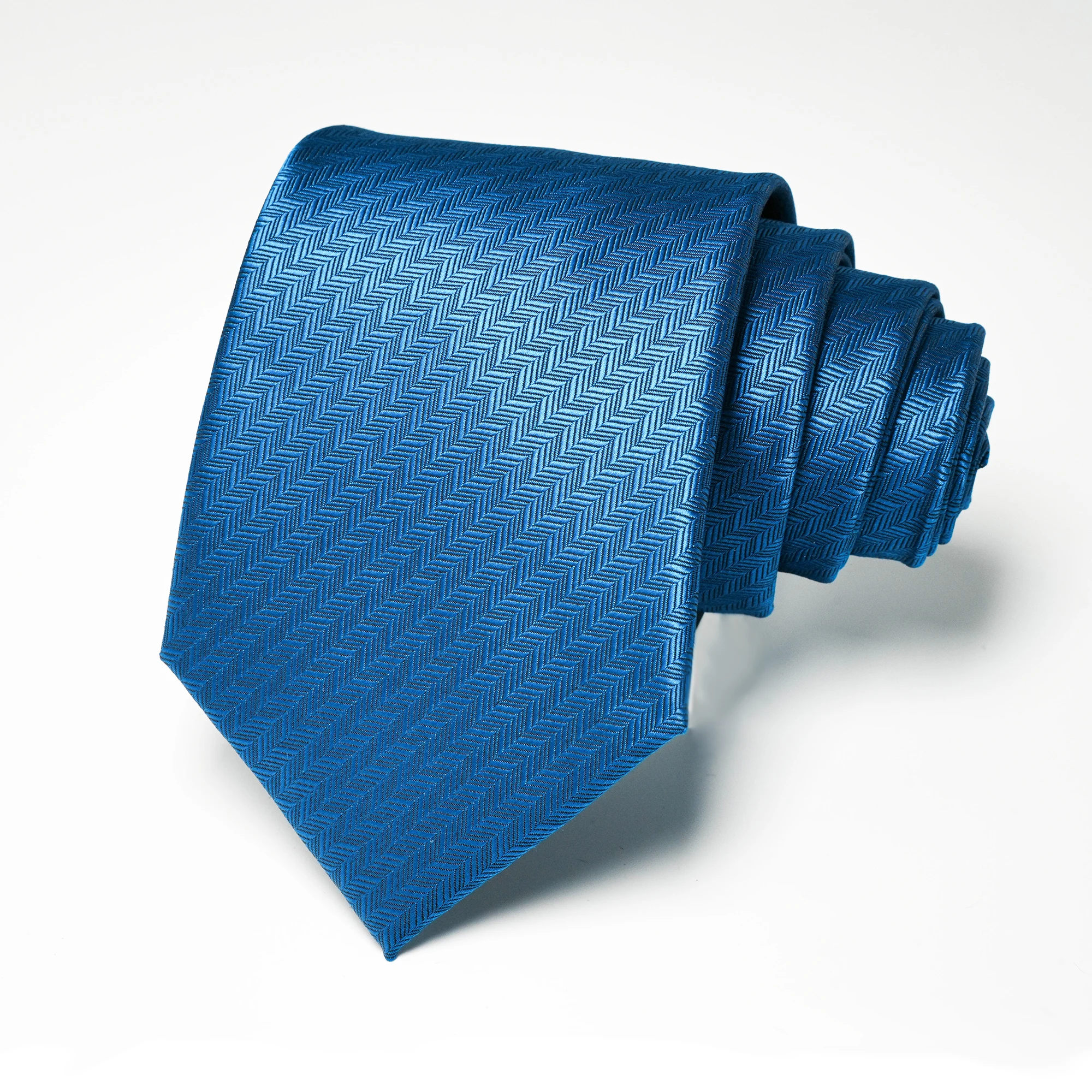 Luxuriöse einfarbige, bestickte Krawatte, 8 cm, hochwertige Seidenmischung, formelle Business-Anzug-Krawatte für Herren. – Detail 3