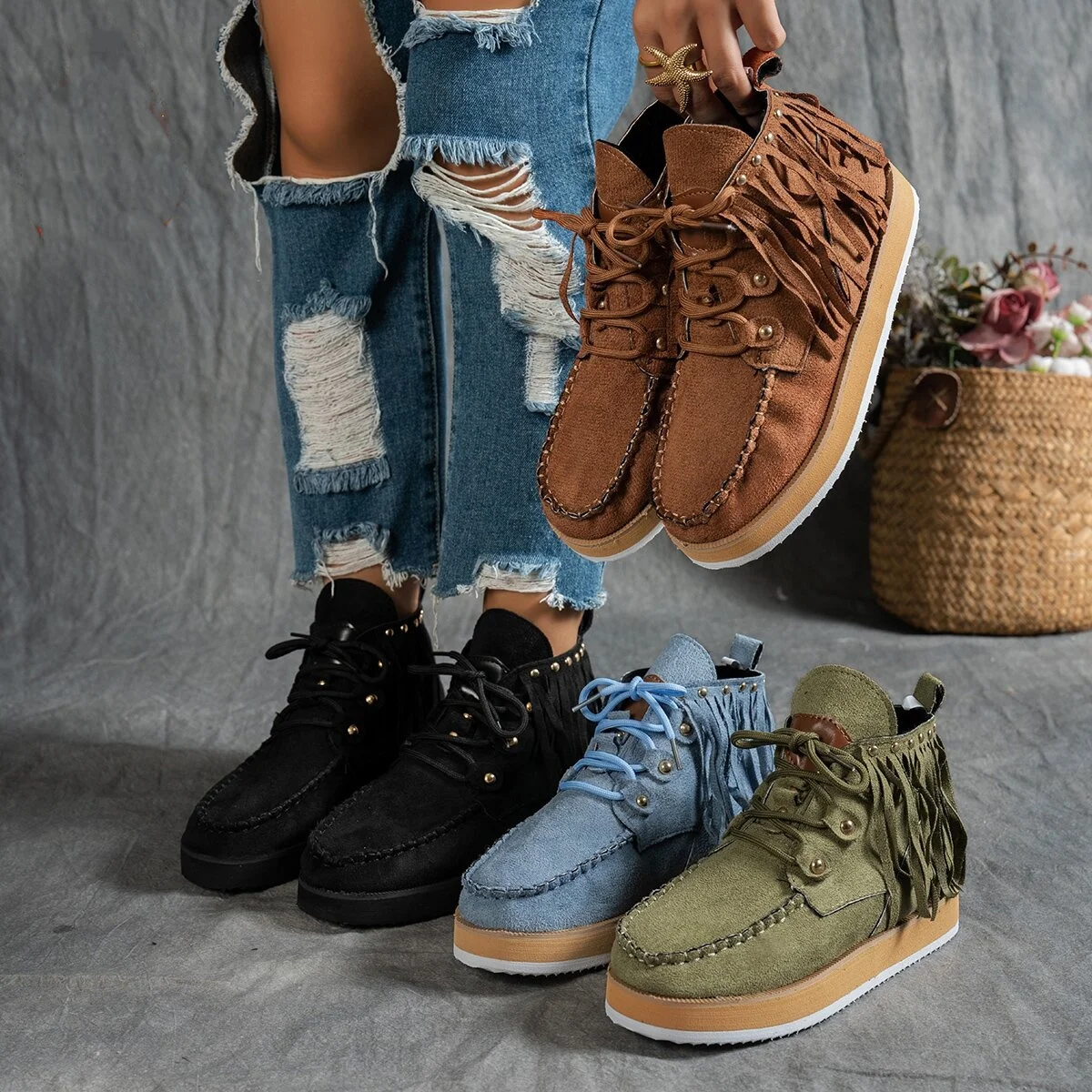 

Winter Suede Plus Size Horse Boots forWomen Fashionable New Round Toe Comfortable Thick Sole Non Slip Casual Short Women's Boots