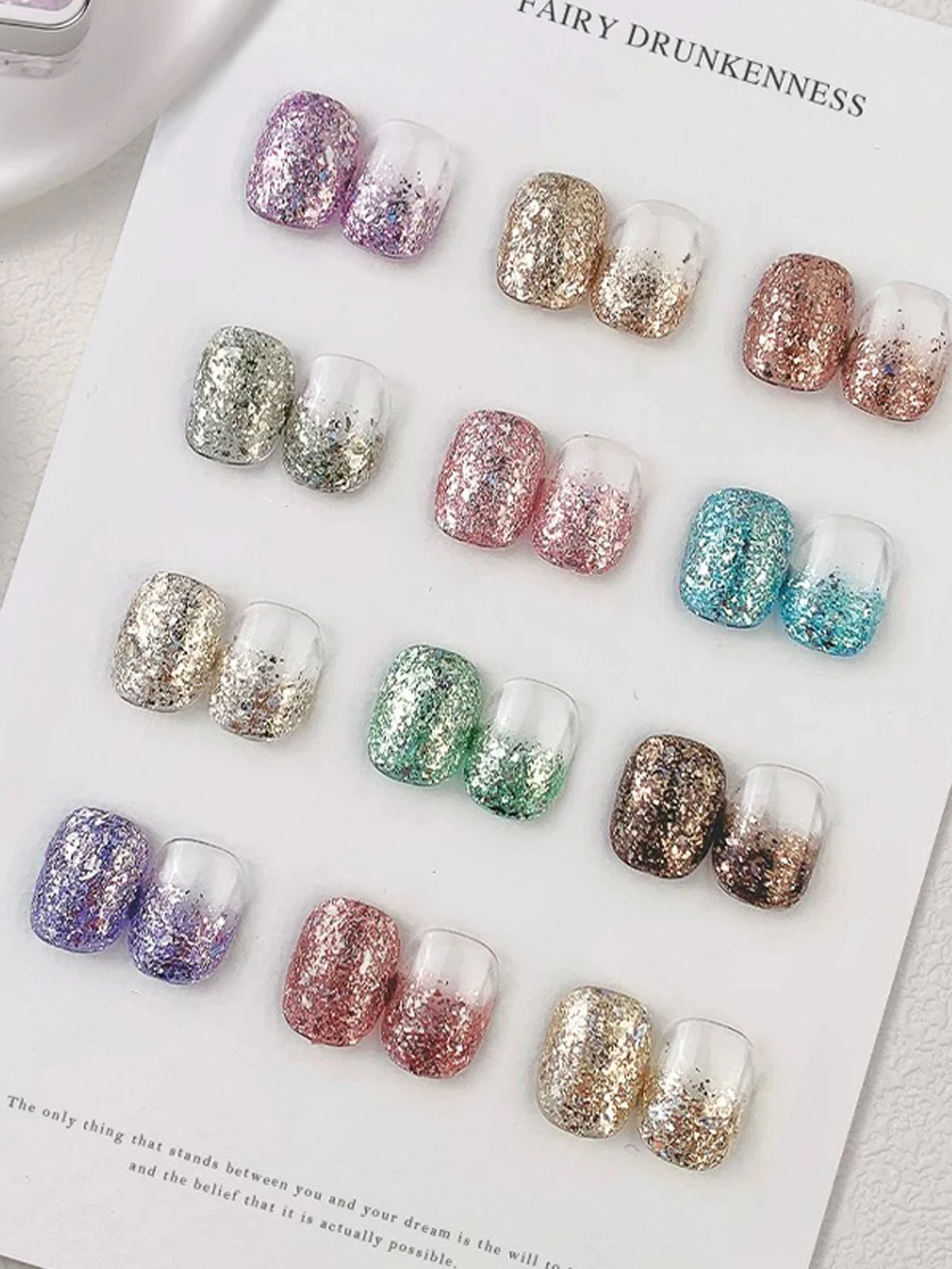 

1/12 шт. новый маникюрный салон красочные сверкающие платиновые блестки облачная парча измельченный алмаз УФ-гель-лак для ногтей