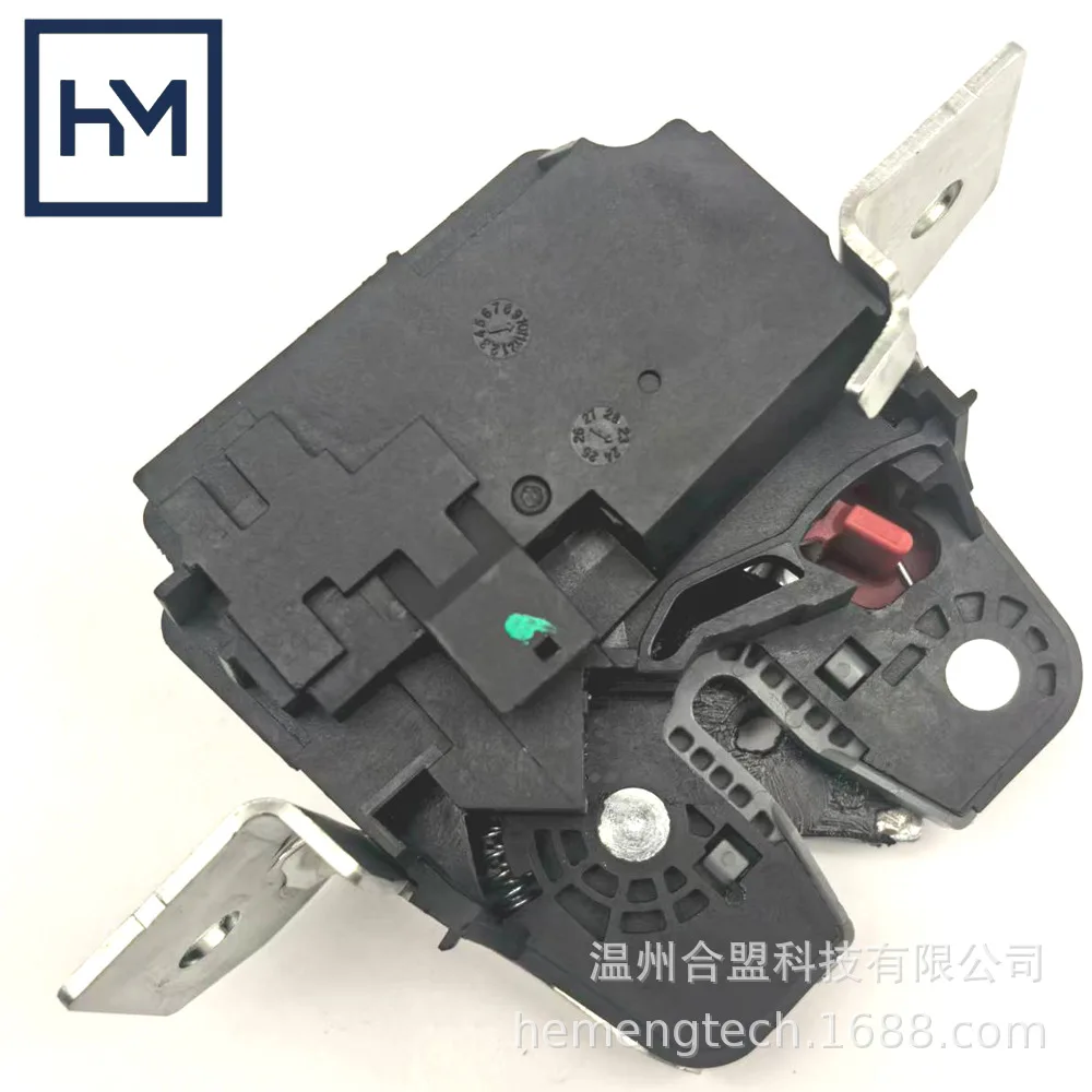OE: 1697400035 1697400135 for Mercedes-Benz trunk tailgate lock block