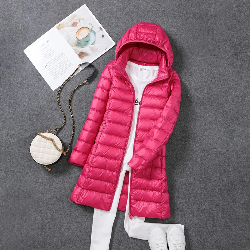 2024Autunno e inverno Nuovo piumino leggero da donna di media lunghezza in piuma d'anatra bianca leggero cappotto dimagrante berretto staccabile