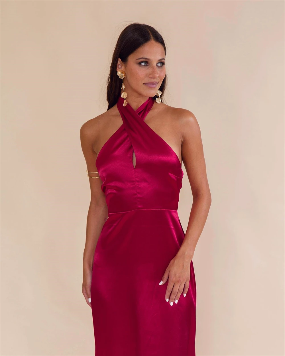 Personalizado de luxo vermelho cetim vestido de noite halter sem mangas vestidos de celebridades temperamento ocasião especial vestidos abertos para trás