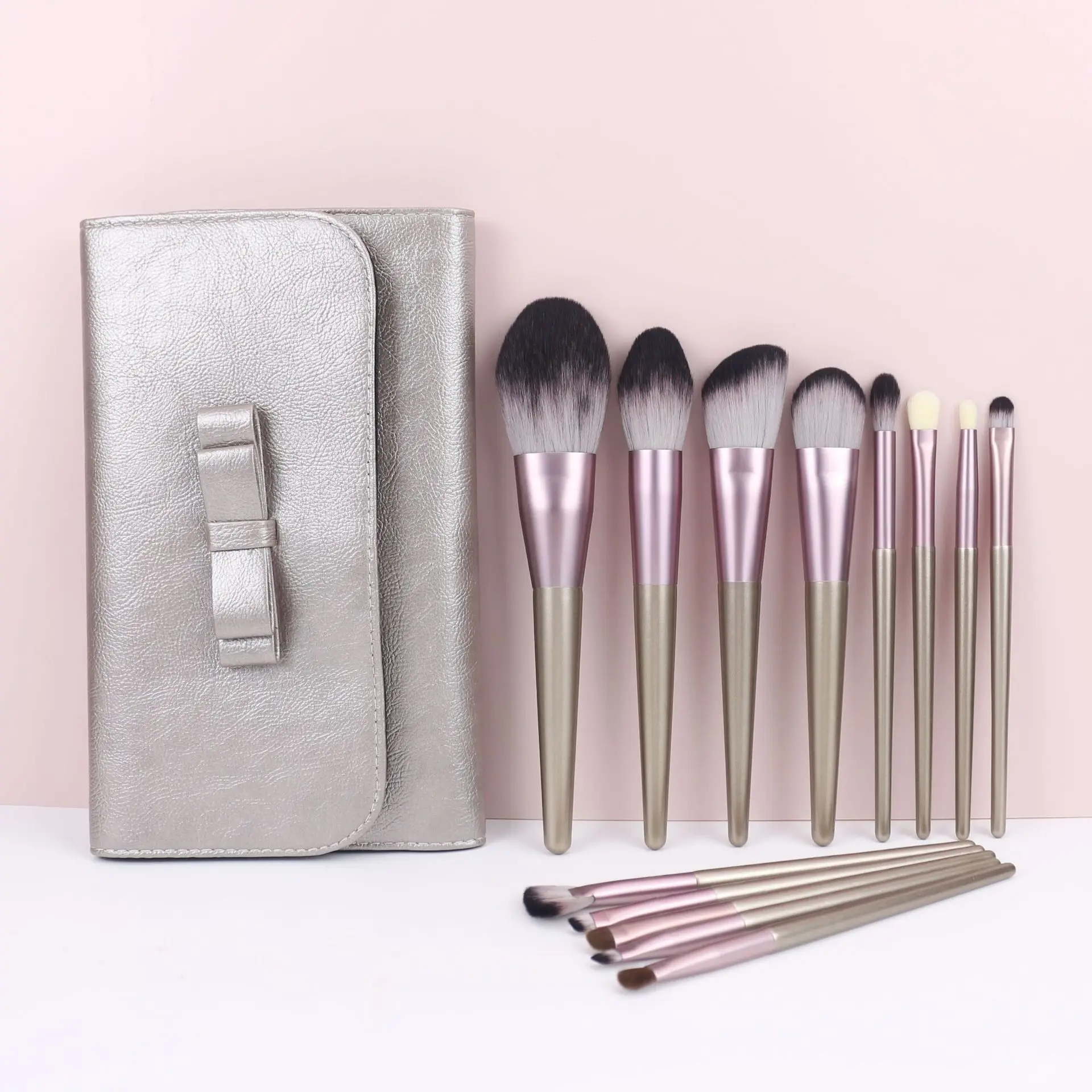 Venda quente portátil vegan compõem conjunto de escova pó fundação olhos escovas kit de pincéis de maquiagem com saco