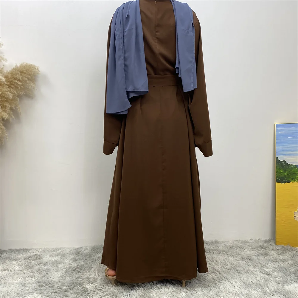 عباءة لُجَين (Lujain Abaya) Sd6ed32ced8804c3ea8d39e073c538592n