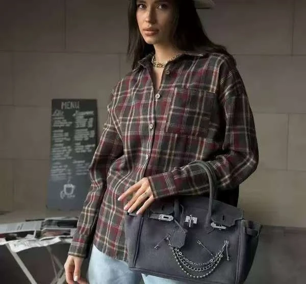 

Loose Printed Cheered irt Faionable Casual Ne Long Sve Women's Top Comfortable Breathable Autumn Wear