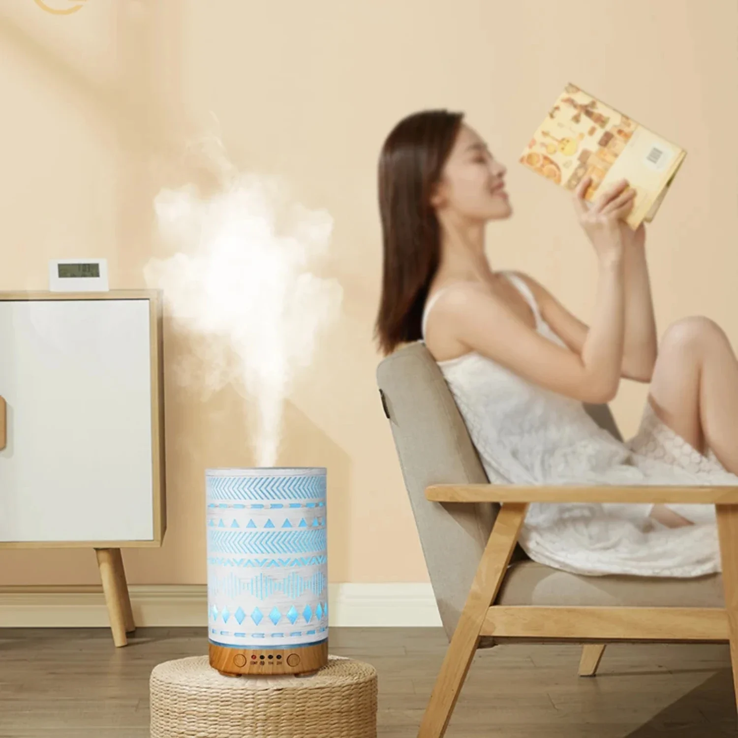 مرطب هواء أنيق لسطح المكتب بالموجات فوق الصوتية ، موزع للزيوت العطرية ، وظيفة التوقيت ، تصميم هندسي مجوف ومصاعد ليد ،