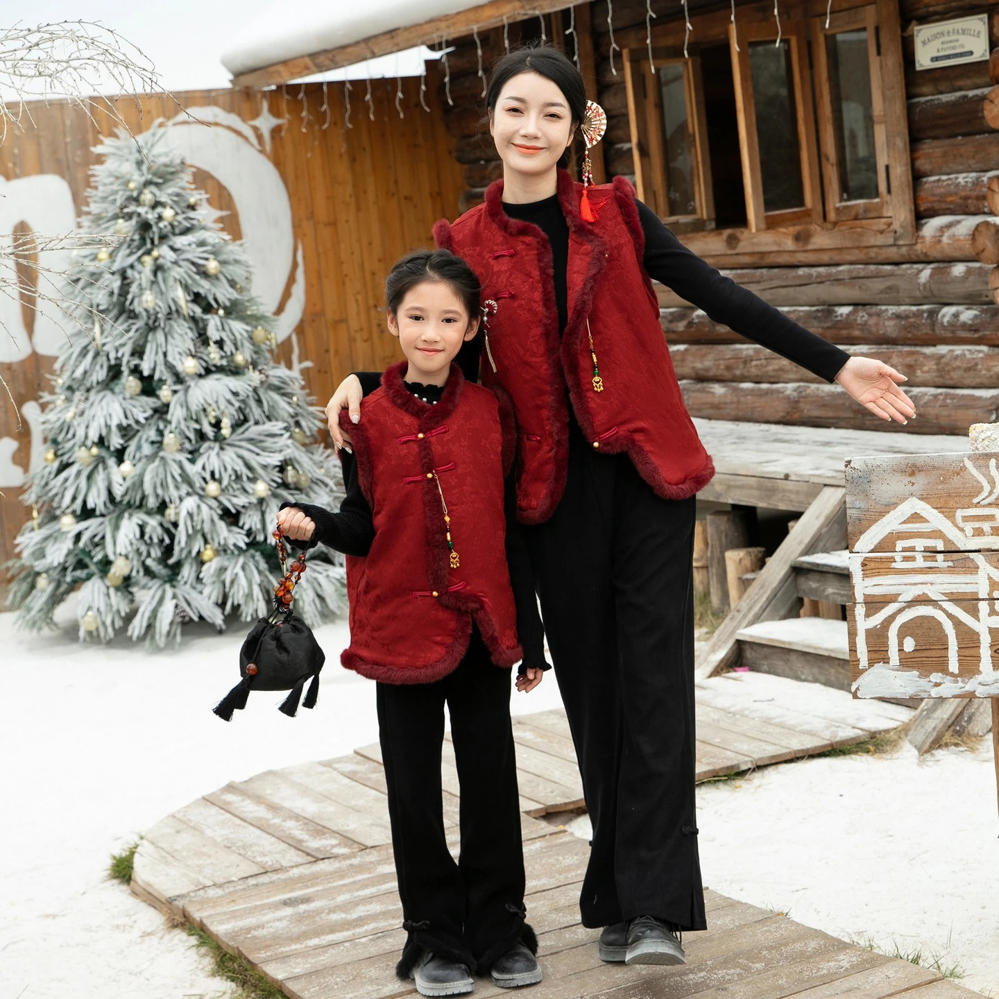 Mom Daughter Matching Outfit Winter New Red Sleeveless Vest Dress Thick Warm Cotton Clothes New Year Party Parent‑Child Clothing
