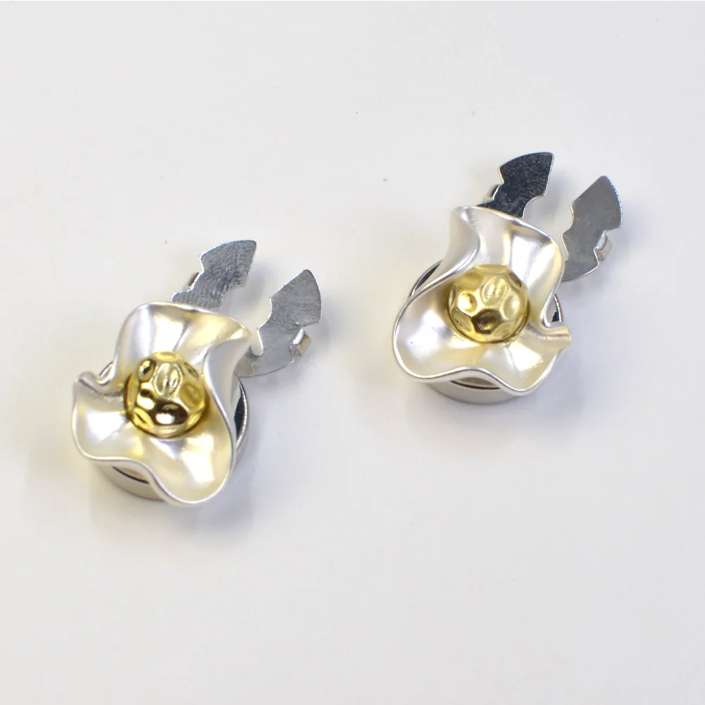 Vintage Golden and Silver Contrast-colored Horseshoe Lotus Button Cover Metal Flowers Pearl Rhinestone Shirt Cufflinks