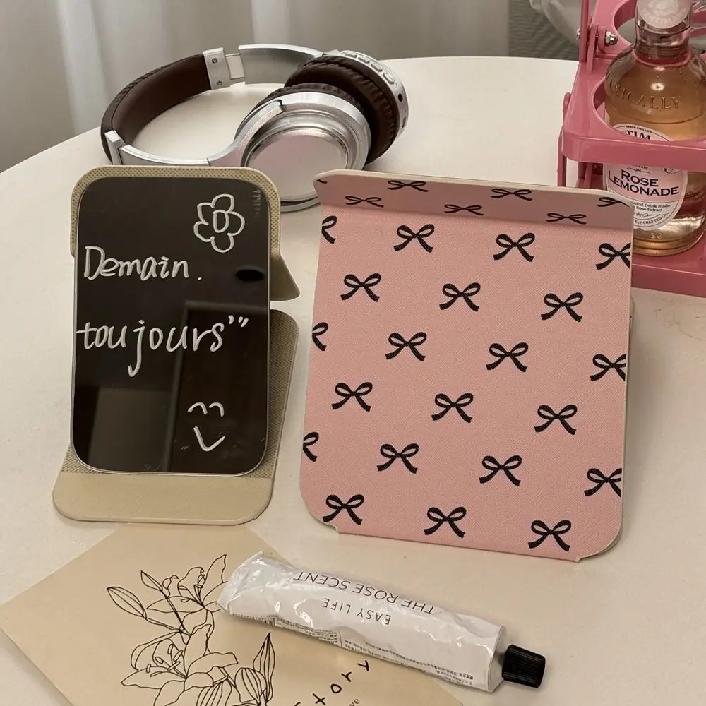 

Pu Leather Desktop Stand Mirror Compact Cosmetic Mirror Folding Vanity Mirror Easy To Carry Delicate Pocket Make-up Mirror