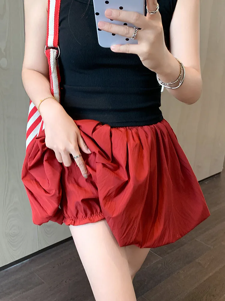 Black flower bud short skirt for women in summer, high waist, slimming effect, A-line pumpkin pants, half body skirt, pleated sk