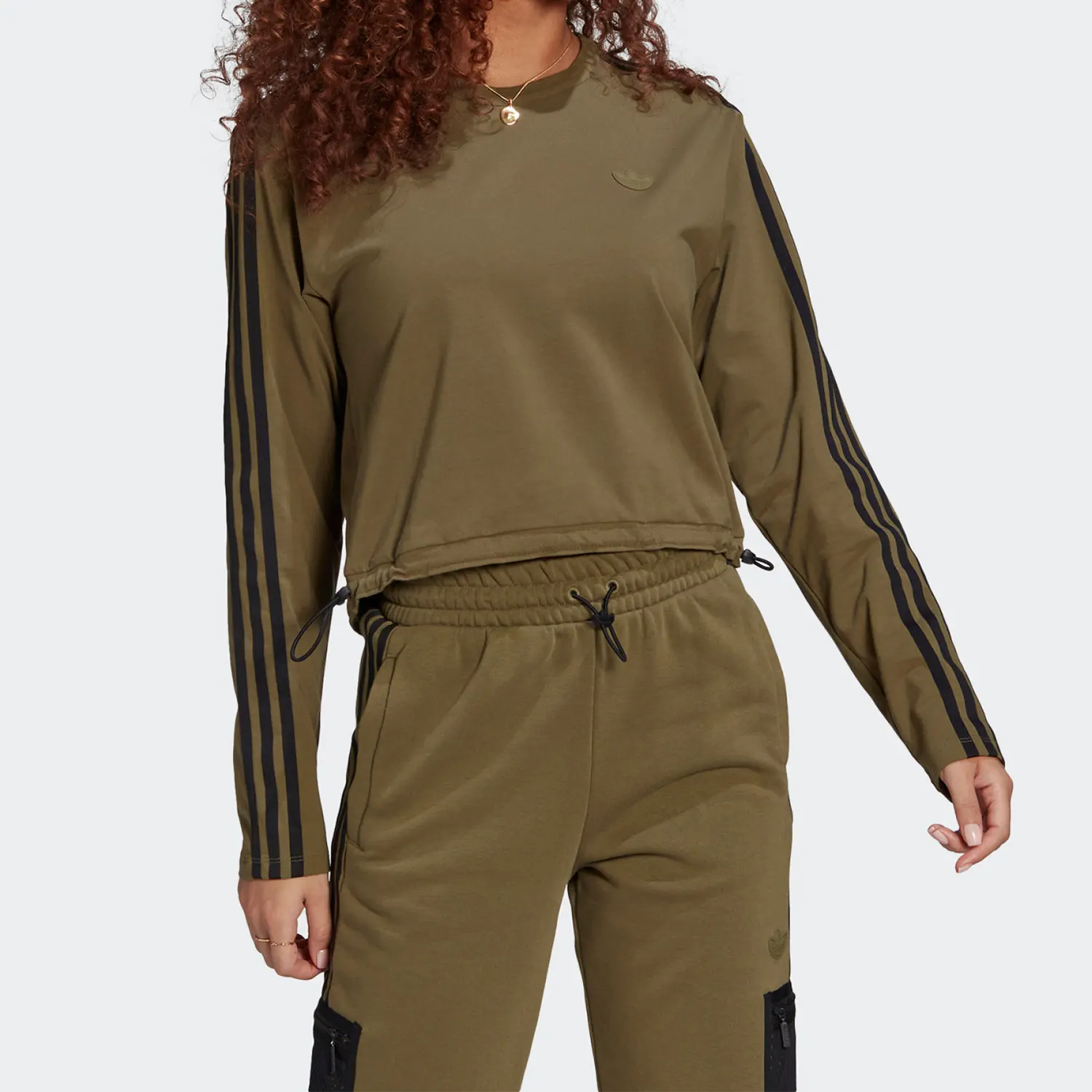 

Adidas genuine genuine Three Stripes Women's Spring New Long Sleeve T-Shirt HE9543