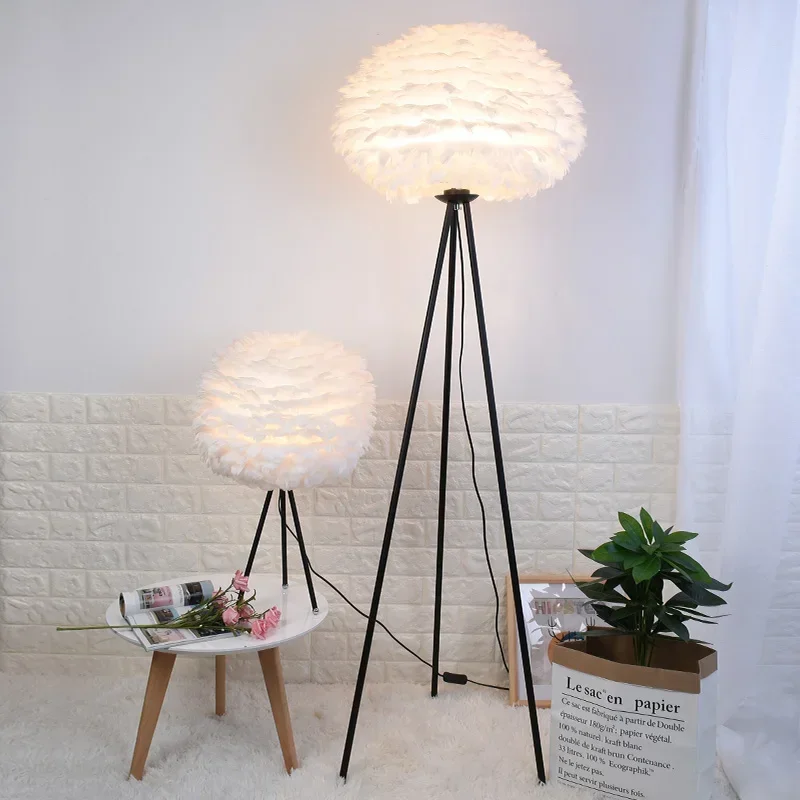 Modern Feather Floor Lamp Led Standing Lamp for Living Room Bedroom Nordic Home Decor Floor Light Fixtures Wedding Luminaire E27