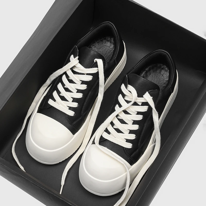 Men Casual Board Shoes Black Brand Men Laced Thick Sole Lightweight Comfortable Skateboarding Shoes Outdoor Hiking Shoes Men