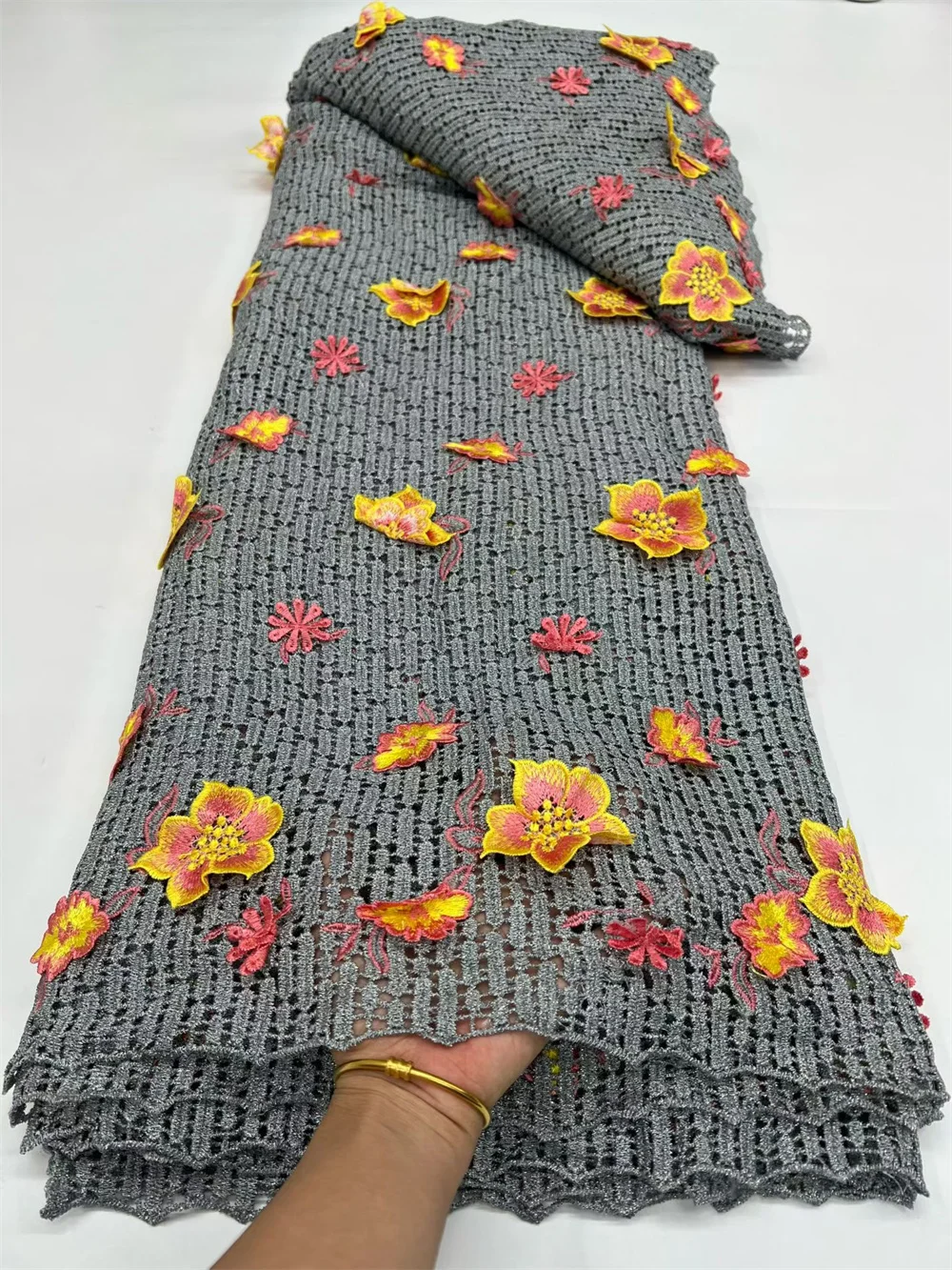 Latest Nigerian 3D Embroidered Water Soluble Lace Fabric 2025 African Guipure Cord Lace Fabric For Sewing Women Dresses H167-1