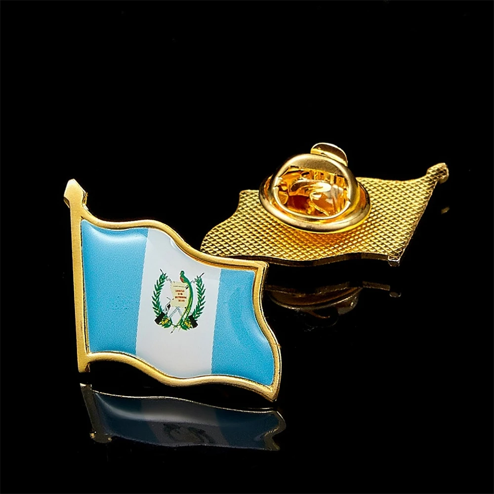 

Central America The Republic of Guatemala Flag Lapel Pin Metal Enamel Brooch and Pins Backpack Badge Collar Jewelry Gifts