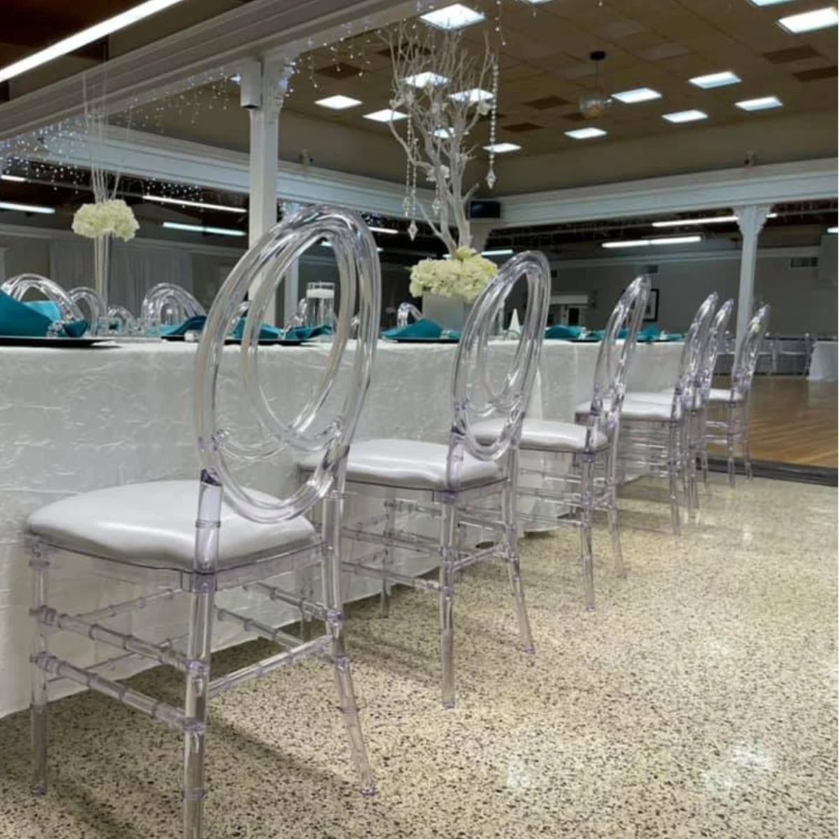 24pcs/100pcs clear acrylic Hotel Furniture no White Leather no cushion Wedding Dining Chair Stackable Event Banquet Chair 1583