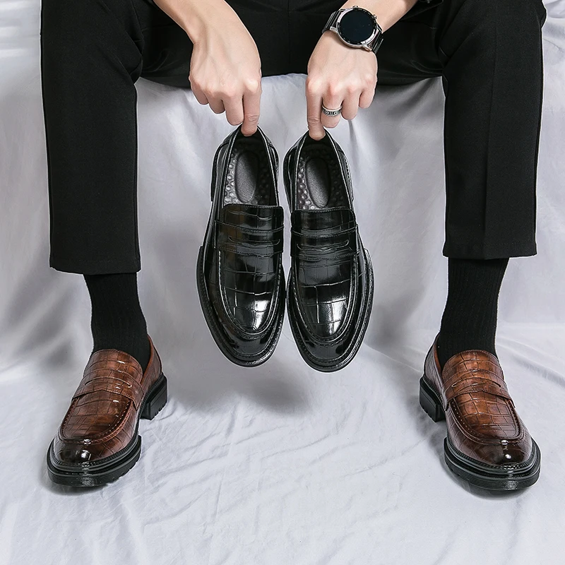 Scarpe, scarpe in pelle, velcro da uomo, testa tonda, traspiranti, business, casual, formali, pelle bovina, persone di mezza età e anziane, scarpe di papà