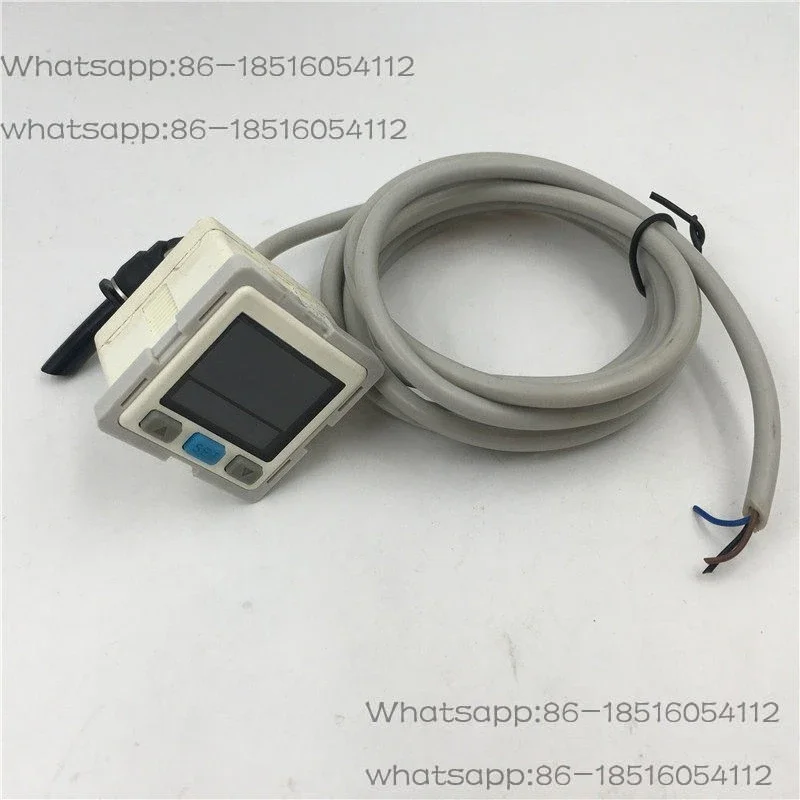 Disassemble the machine, the pressure sensor P42P-02-F1 is in good condition, the physical picture is well packaged.