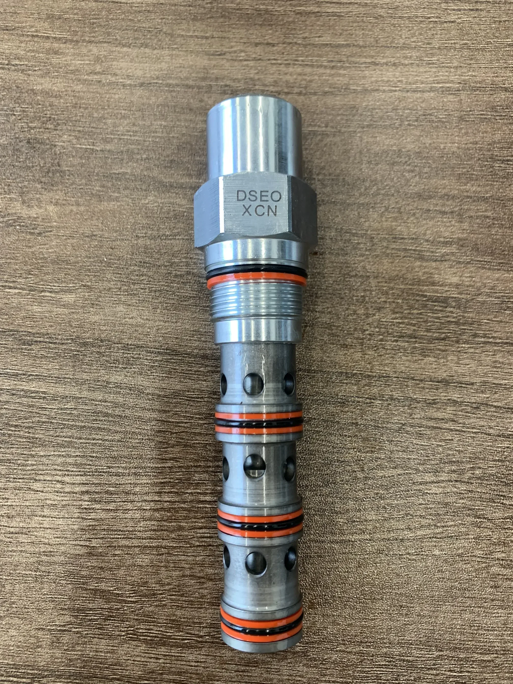 DSEO-XCN DSEOXCN DSEO XCN SUN HYDRAULICS origin Spring offset, 2-position, high side shuttle valve in stock cartridge insert