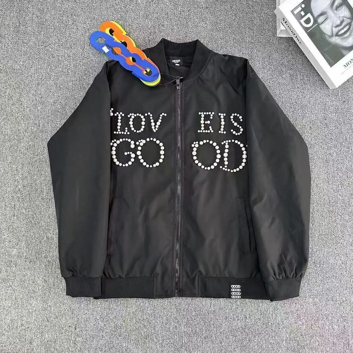 

Retro American Sle Waterproof Baseball Jaet for Men And Women Couples New Autumn Pearl Embellied Slim Fit Polyester Fiber