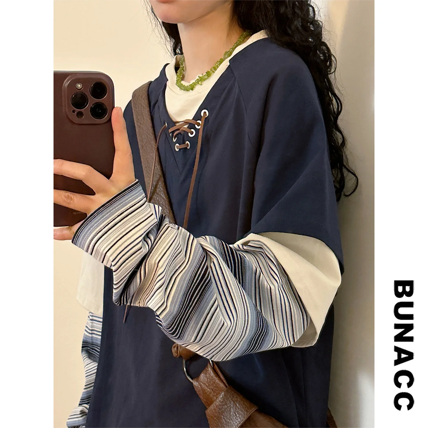 

Ретро-футболка в американском стиле с полосками и вставками, свободного кроя, с длинным рукавом, женская, модная, в уличном стиле, имитация двухслойности, с круглым вырезом