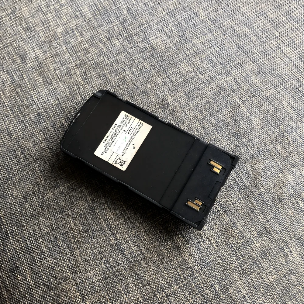

1pcs for Nokia 8110 Replacing the battery