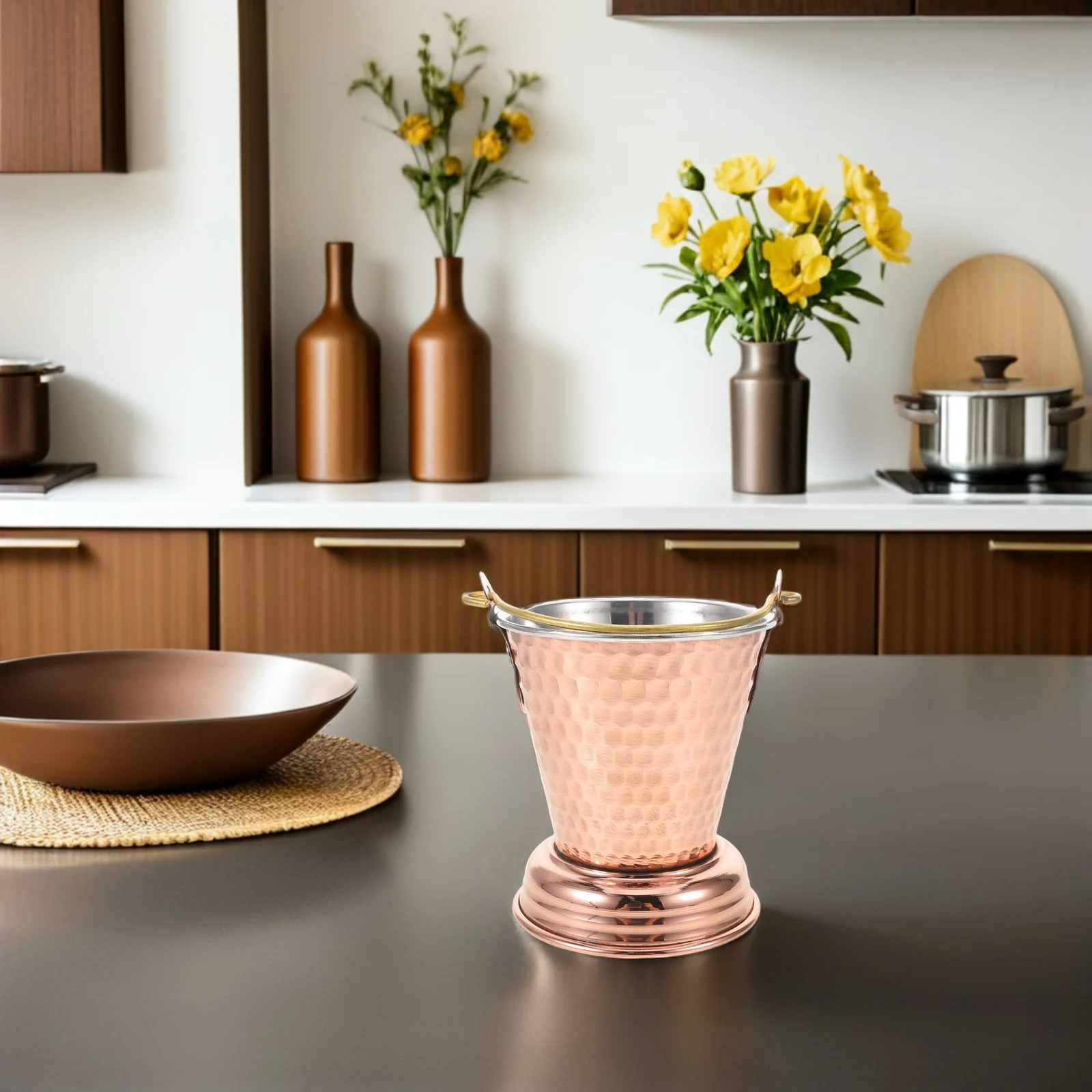 دلو ثلج مطروق دلو معدني ذهبي وردي مع مقبض حاوية توابل على طراز الكاري الهندي وحوض مشروبات ومبرد نبيذ للحفلات