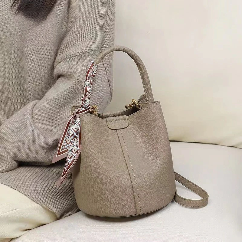 Senior Sense Women's Shoulder Bags Texture Niche Crossbody Bag Super Soft Fashion Handbag Design Sense Commuter Bucket Bags