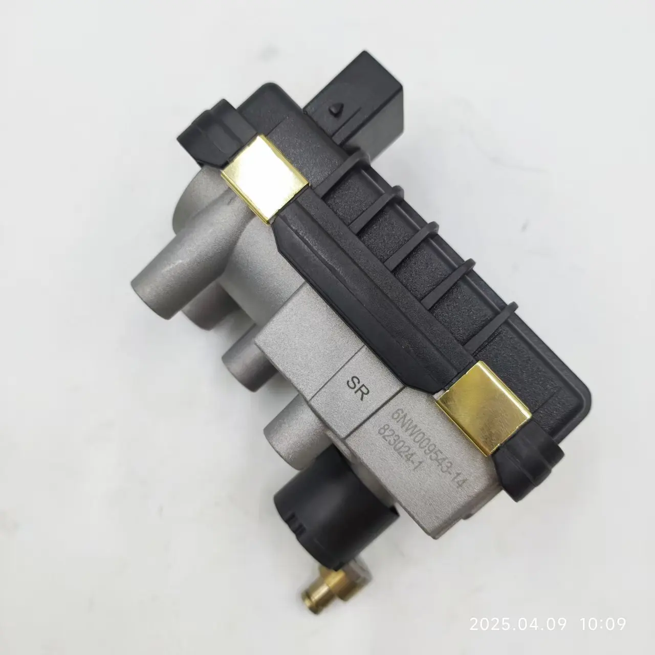 Auto Parts Supercharger Electronic Actuator, Electronic Control Valve 6NW008412-46/750773-0007