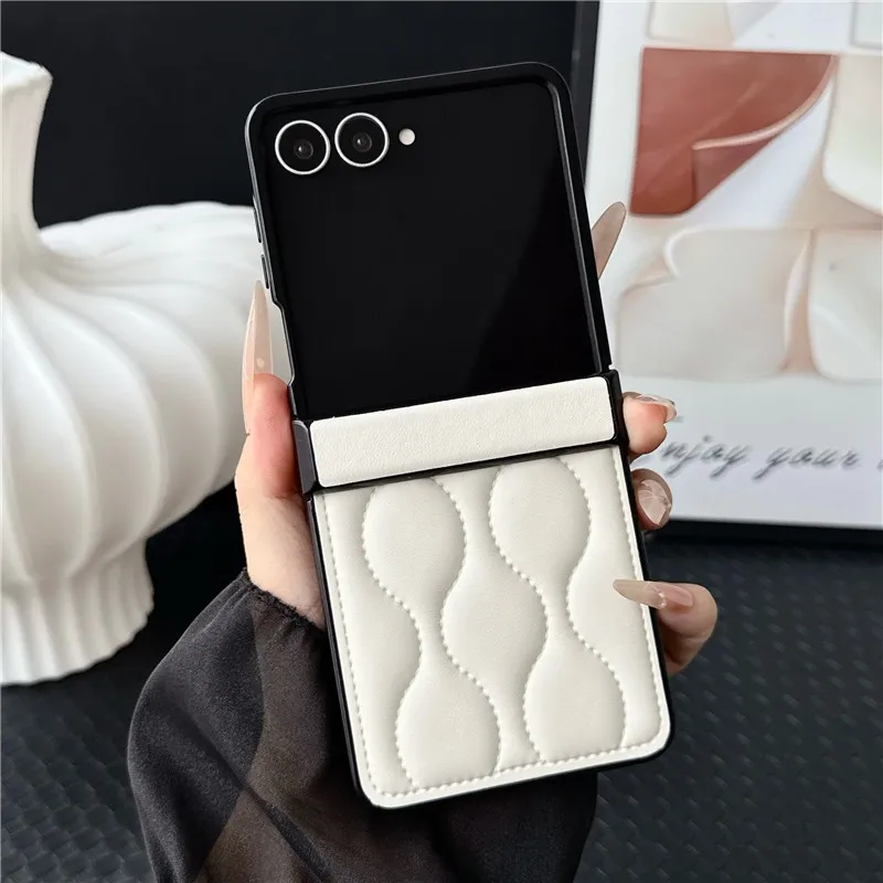 White Black Wave Pattern Leather Case for Samsung Galaxy Z Flip 8 Flip 7 6 5 Luxury Hinge Shockproof Slim Hard Protective Cover