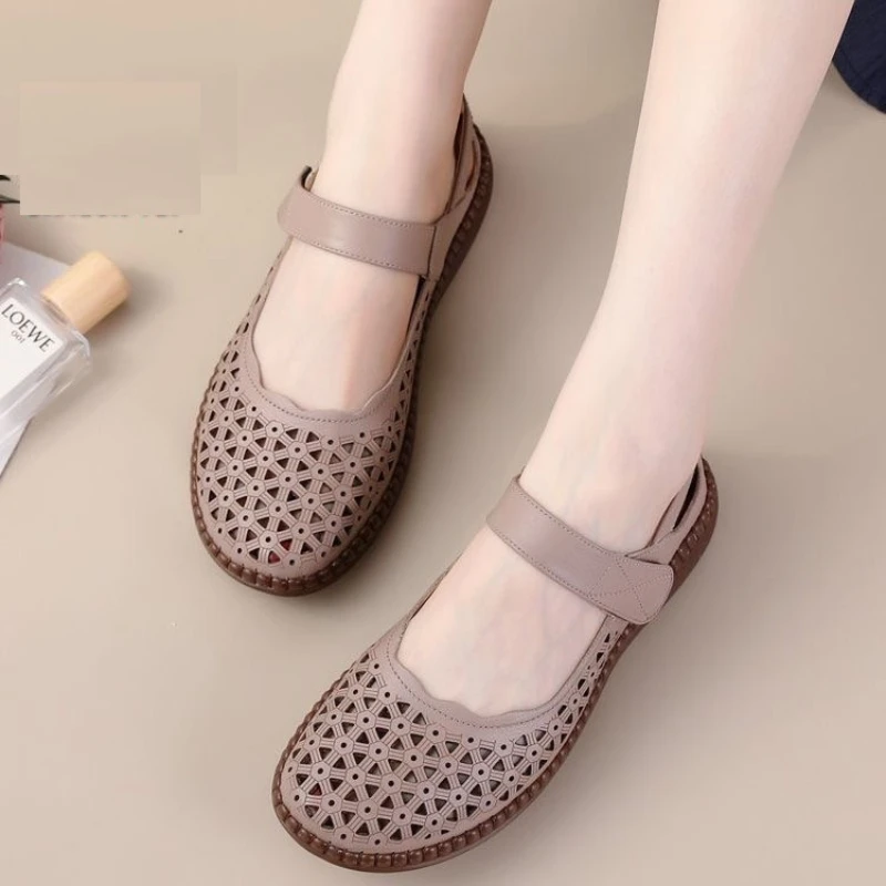 Women Sandals Summer Platform Breathable Shoes 2024 Year Leisure Mother Shoes Soft Bottom Fashion Platform Sandals Womens Shoes